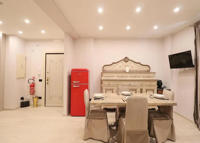 Modern Deluxe Oasis - 10 Min To Center, 2 Suites, Ac & Wi-fi